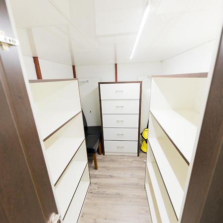 Empirium Apartman Будапеща Екстериор снимка